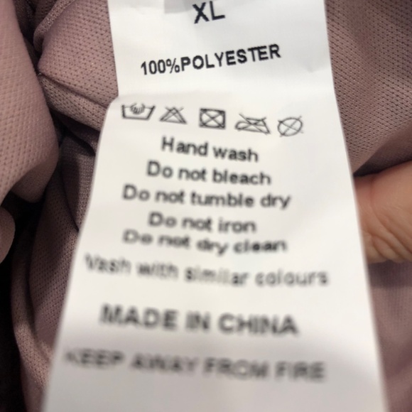 Women’s Long Evening Gown with Heart-Shaped Neckline - Picture 8 of 10